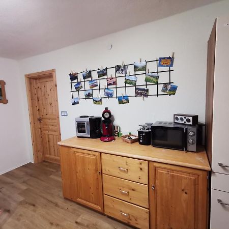 Apartment Auszeit Mit Kueche Viel Ruhe Und Natur Untrasried Esterno foto
